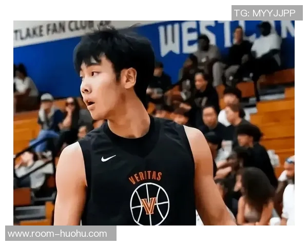 张博源访问伊利诺伊大学感受浓厚中国文化球队实力常年跻身TOP20 张博源访问伊利诺伊大学感受浓厚中国文化球队实力常年跻身TOP20