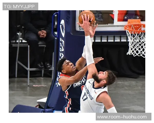 瓦兰表现惊艳全场7投全中高效斩获15分6篮板2助攻助力球队胜利 瓦兰表现惊艳全场7投全中高效斩获15分6篮板2助攻助力球队胜利